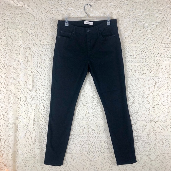 GAP True Skinny mid-rise 32R [used] - Picture 2 of 7